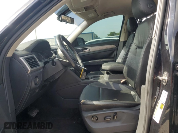 2018 Volkswagen Atlas SE with VIN 1V2CR2CA3JC504978, listed as a Copart auction lot 60042495 with 189,141 mi miles and Clean title. Bid and sale history available at DreamBid. Image 7.