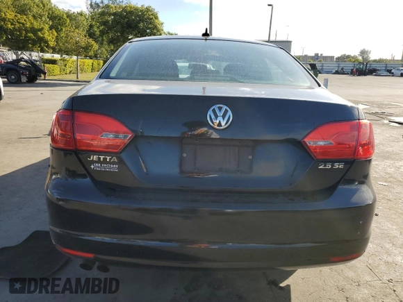 2012 Volkswagen Jetta Sedan SE w/Convenience with VIN 3VWDX7AJXCM340753, listed as a Copart auction lot 88157945 with 225,680 mi miles and Salvage Title. Bid and sale history available at carsss.com. Image 6.