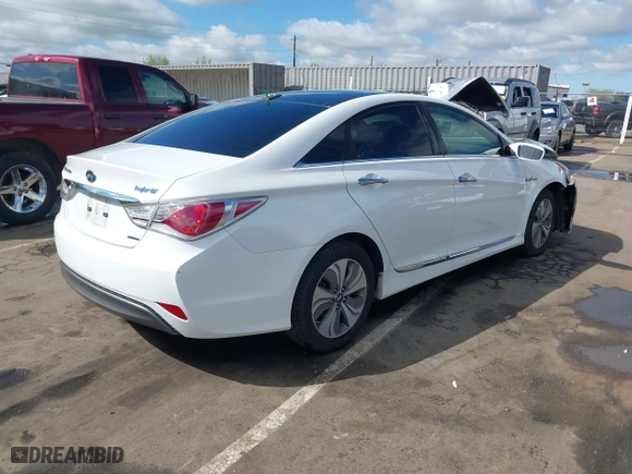 2015 Hyundai Sonata Hybrid Limited with VIN KMHEC4A40FA124788, listed as a IAAI auction lot 41936920 with 112,002 mi miles. Bid and sale history available at carsss.com. Image 4.