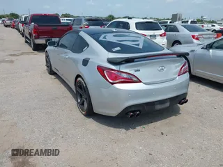 2016 Hyundai Genesis Coupe R-Spec with VIN KMHHU6KJ4GU134671, listed as a IAAI auction lot 42305705 with 47,854 mi miles and . Bid and sale history available at DreamBid. Image 3.