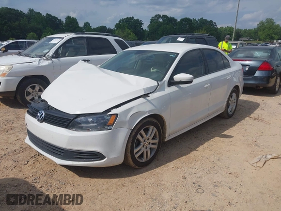 2011 Volkswagen Jetta SE with VIN 3VWDX7AJ9BM352889, listed as a IAAI auction lot 42276273 with Not provided miles and . Bid and sale history available at DreamBid. Image 16.