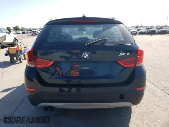 2013 BMW X1 xDrive28i with VIN WBAVL1C56DVR88434, listed as a Copart auction lot 52126925 with 136,187 mi miles and Salvage Title. Bid and sale history available at carsss.com. Image 6.