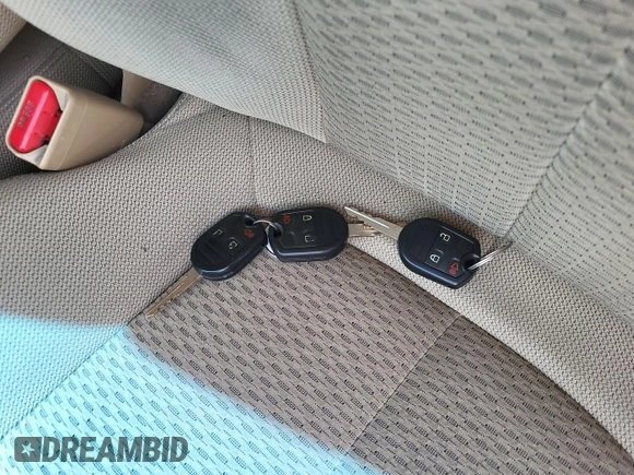 2013 Ford F-150 XL с VIN 1FTFW1EF0DFA22045, выставлен на аукционе IAAI как лот 42571684 с пробегом 201 738 миль миль и . История ставок и продаж доступна на DreamBid. Изображение 6.