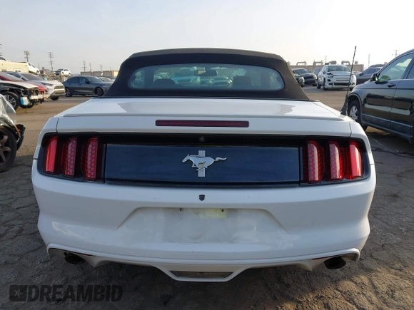 2016 Ford Mustang V6 z VIN 1FATP8EMXG5243434, wystawiony jako IAAI lot #41484039 z przebiegiem 131 032 mil mil oraz . Historia ofert i sprzedaży dostępna na DreamBid. Obrazek 16.