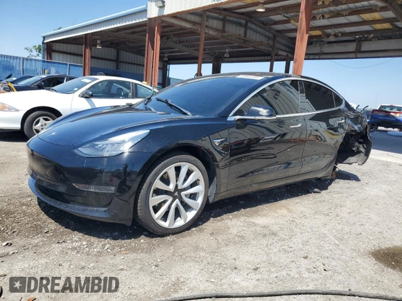 2019 Tesla Model 3 Mid Range z VIN 5YJ3E1EA9KF314143, wystawiony jako Copart lot #53564335 z przebiegiem 77 168 mil mil oraz Szkoda całkowita • Salvage title. Historia ofert i sprzedaży dostępna na DreamBid. Obrazek 1.