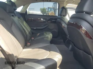 2011 Audi A8 z VIN WAURVAFD0BN005579, wystawiony jako Copart lot #59584025 z przebiegiem 95 704 mil mil oraz Szkoda całkowita • Salvage title. Historia ofert i sprzedaży dostępna na DreamBid. Obrazek 10.