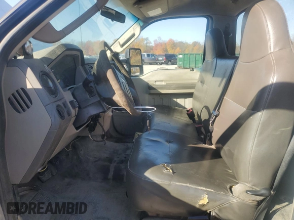2010 Ford F-350 with VIN 1FTWF3B52AEB17683, listed as a Copart auction lot 76751624 with 137,111 mi miles and Salvage title. Bid and sale history available at DreamBid. Image 7.