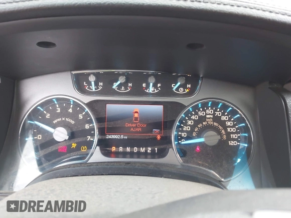 2011 Ford F-150 Lariat with VIN 1FTFW1E63BFB80098, listed as a IAAI auction lot 42038087 with 243,992 mi miles. Bid and sale history available at carsss.com. Image 7.
