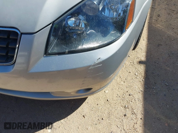2005 Nissan Altima 3.5 SE with VIN 1N4BL11D15C367864, listed as a IAAI auction lot 41855721 with 175,976 mi miles. Bid and sale history available at carsss.com. Image 6.