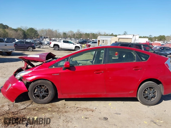 2012 Toyota Prius One with VIN JTDKN3DU3C1551711, listed as a IAAI auction lot 41883802 with 180,000 mi miles. Bid and sale history available at carsss.com. Image 14.