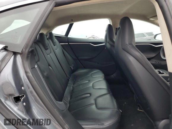 2013 Tesla Model S Performance с VIN 5YJSA1CP6DFP22018, выставлен на аукционе Copart как лот 55681235 с пробегом 86 813 миль миль и Списание • Salvage title. История ставок и продаж доступна на DreamBid. Изображение 10.