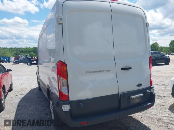 2015 Ford Transit Cargo with VIN 1FTNE2CMXFKA90627, listed as a IAAI auction lot 40601859 with 230,893 mi miles. Bid and sale history available at carsss.com. Image 3.