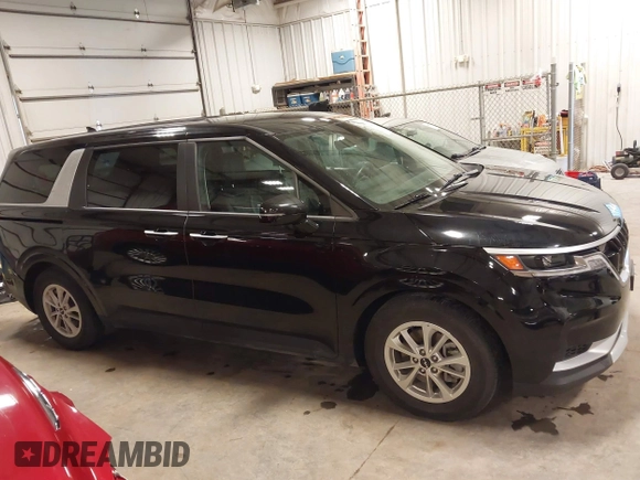 2023 Kia Carnival LX with VIN KNDNB4H38P6279484, listed as a IAAI auction lot 41673324 with 38,389 mi miles. Bid and sale history available at carsss.com. Image 14.