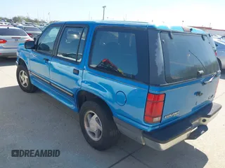 1994 Ford Explorer Eddie Bauer z VIN 1FMDU34X8RUE55730, wystawiony jako IAAI lot #41852462 z przebiegiem 209 459 mil mil oraz . Historia ofert i sprzedaży dostępna na DreamBid. Obrazek 3.