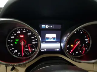 2017 Mercedes-Benz SLC 300 z VIN WDDPK3JA4HF141251, wystawiony jako Copart lot #71945714 z przebiegiem 47 165 mil mil oraz Szkoda całkowita • Salvage title. Historia ofert i sprzedaży dostępna na DreamBid. Obrazek 9.