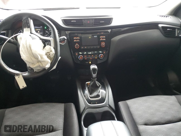 2017 Nissan Rogue SV with VIN JN1BJ1CP9HW014026, listed as a Copart auction lot 44653835 with 34,669 mi miles and Salvage title. Bid and sale history available at DreamBid. Image 8.