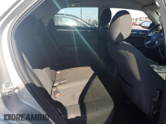 2009 Chrysler 300 LX with VIN 2C3KA43D49H632282, listed as a Copart auction lot 56073165 with 167,346 mi miles and Clean title. Bid and sale history available at DreamBid. Image 10.