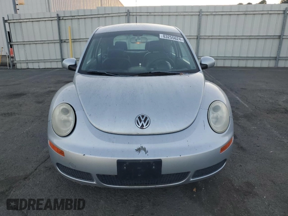 2006 Volkswagen New Beetle Coupe with VIN 3VWPG31C46M421646, listed as a Copart auction lot 83255624 with 91,884 mi miles and Clean Title. Bid and sale history available at carsss.com. Image 5.