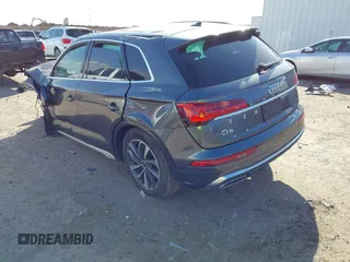 2022 Audi Q5 S line Premium Plus with VIN WA1EAAFY9N2102781, listed as a IAAI auction lot 41724284 with 1 mi miles. Bid and sale history available at carsss.com. Image 3.