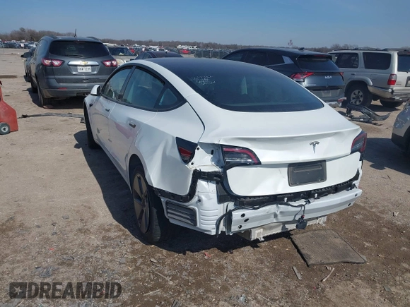 2023 Tesla Model 3 z VIN 5YJ3E1EAXPF505951, wystawiony jako IAAI lot #41535421 z przebiegiem Nie podano mil oraz . Historia ofert i sprzedaży dostępna na DreamBid. Obrazek 6.