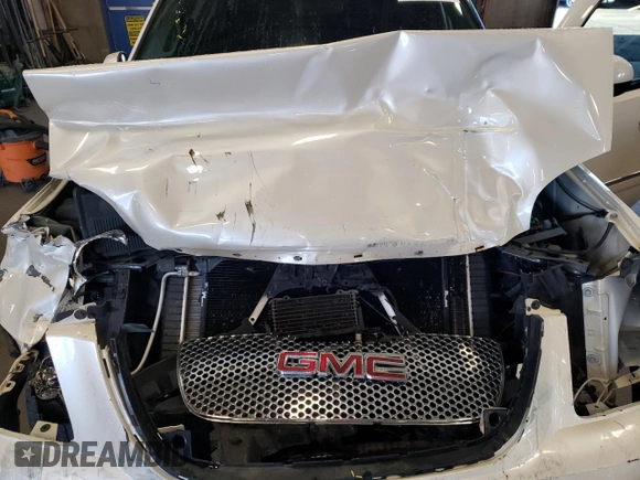 2012 GMC Yukon Denali with VIN 1GKS2EEF3CR140772, listed as a Copart auction lot 69621614 with 207,425 mi miles and Salvage Title. Bid and sale history available at carsss.com. Image 12.