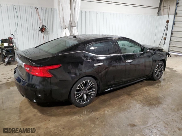 2017 Nissan Maxima Platinum with VIN 1N4AA6AP9HC420548, listed as a Copart auction lot 53697515 with 32,098 mi miles and Salvage Title. Bid and sale history available at carsss.com. Image 3.