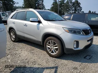 2015 Kia Sorento LX with VIN 5XYKT4A61FG630087, listed as a Copart auction lot 66822634 with 173,866 mi miles and Clean Title. Bid and sale history available at carsss.com. Image 4.