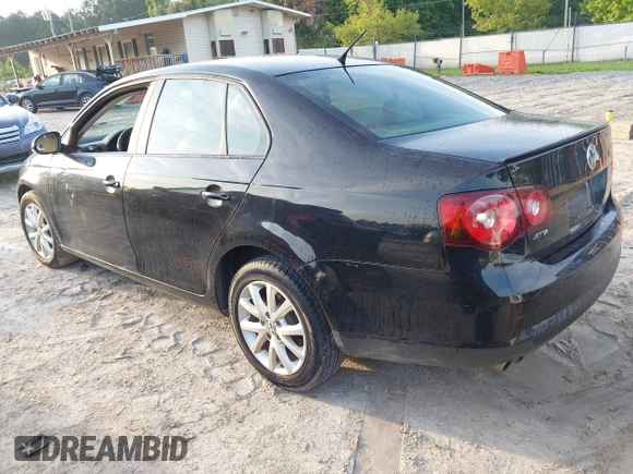 2010 Volkswagen Jetta SEL with VIN 3VWRX7AJ7AM135989, listed as a IAAI auction lot 42436903 with 188,975 mi miles and . Bid and sale history available at DreamBid. Image 3.