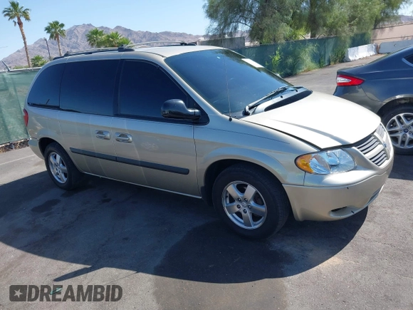 2005 Dodge Caravan SXT with VIN 1D4GP45R35B160641, listed as a IAAI auction lot 42132099 with 196,731 mi miles and . Bid and sale history available at carsss.com. Image 1.