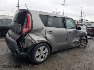 2016 Kia Soul with VIN KNDJN2A21G7357402, listed as a Copart auction lot 52111415 with 156,028 mi miles and Salvage Title. Bid and sale history available at carsss.com. Image 3.