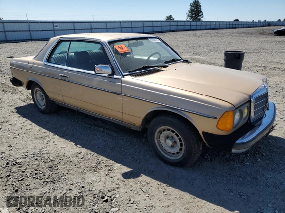 1985 Mercedes-Benz 300 с VIN WDBAB53A6FA202200, выставлен на аукционе Copart как лот 60064145 с пробегом 202 868 миль миль и Чистый • Clean title. История ставок и продаж доступна на DreamBid. Изображение 4.