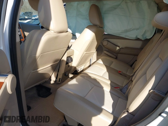 2010 Ford Explorer Eddie Bauer with VIN 1FMEU6EE2AUA39230, listed as a IAAI auction lot 41625257 with 96,954 mi miles. Bid and sale history available at carsss.com. Image 8.