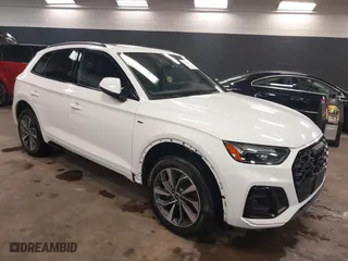 2024 Audi Q5 S line Premium with VIN WA1GAAFY8R2116024, listed as a IAAI auction lot 41628404 with 4,966 mi miles. Bid and sale history available at carsss.com. Image 1.