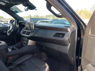 2024 Chevrolet Suburban LT z VIN 1GNSKCKD6RR167614, wystawiony jako IAAI lot #41747300 z przebiegiem 17 326 mil mil oraz . Historia ofert i sprzedaży dostępna na DreamBid. Obrazek 5.
