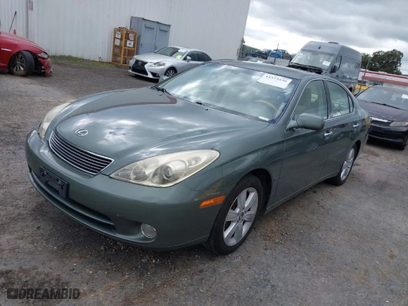 2006 Lexus ES 330 with VIN JTHBA30G265157365, listed as a IAAI auction lot 41573430 with 215,440 mi miles. Bid and sale history available at carsss.com. Image 2.