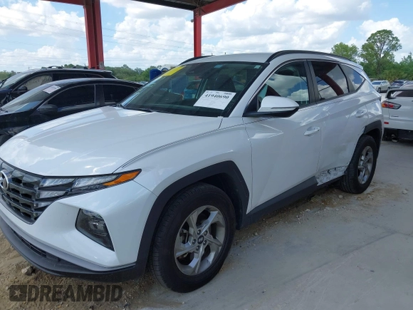 2022 Hyundai Tucson SEL with VIN 5NMJB3AE6NH027205, listed as a IAAI auction lot 41940690 with 40,865 mi miles. Bid and sale history available at carsss.com. Image 6.