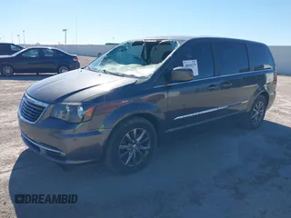 2016 Chrysler Town & Country S with VIN 2C4RC1HG9GR128212, listed as a IAAI auction lot 40858279 with 169,433 mi miles. Bid and sale history available at carsss.com. Image 18.