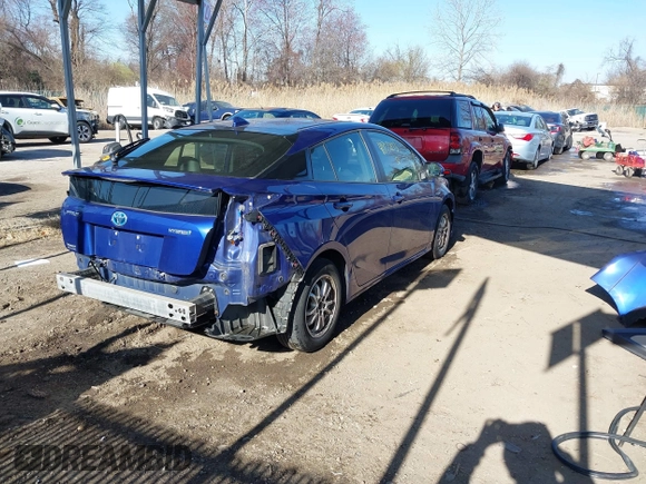 2016 Toyota Prius Two with VIN JTDKBRFU9G3516237, listed as a IAAI auction lot 41817203 with 117,798 mi miles and . Bid and sale history available at DreamBid. Image 4.