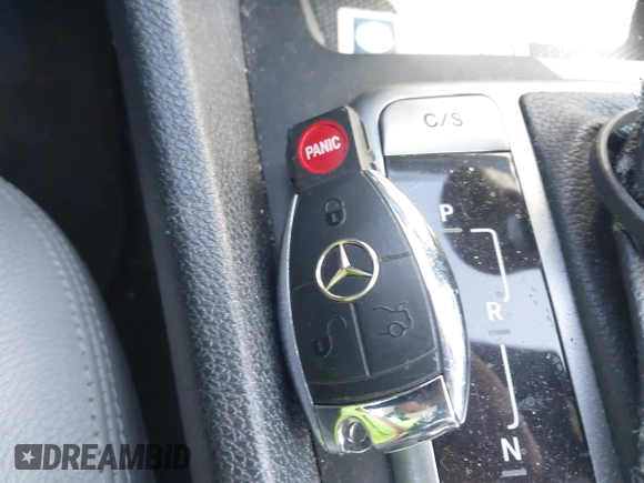 2007 Mercedes-Benz SLK 350 с VIN WDBWK56FX7F142388, выставлен на аукционе IAAI как лот 42076577 с пробегом 77 856 миль миль и . История ставок и продаж доступна на DreamBid. Изображение 11.
