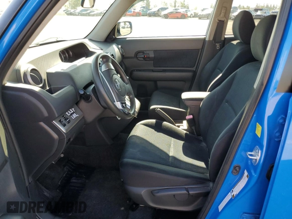2011 Scion xB z VIN JTLZE4FE2B1133766, wystawiony jako Copart lot #46705885 z przebiegiem 119 629 mil mil oraz Szkoda całkowita • Salvage title. Historia ofert i sprzedaży dostępna na DreamBid. Obrazek 7.