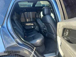 2020 Land Rover Range Rover P525 HSE z VIN SALGS2SE8LA567772, wystawiony jako Copart lot #86890524 z przebiegiem 68 695 mil mil oraz Czysty tytuł • Clean title. Historia ofert i sprzedaży dostępna na DreamBid. Obrazek 5.