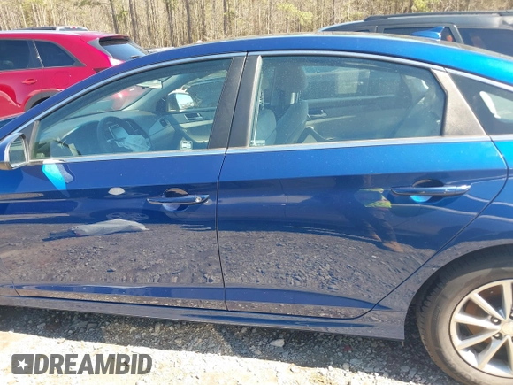 2018 Hyundai Sonata SE with VIN 5NPE24AF3JH599328, listed as a IAAI auction lot 41855551 with 177,255 mi miles and . Bid and sale history available at carsss.com. Image 15.