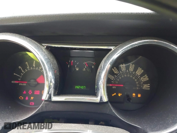 2006 Ford Mustang GT Deluxe with VIN 1ZVHT82HX65266291, listed as a IAAI auction lot 42526931 with 142,407 mi miles and . Bid and sale history available at DreamBid. Image 7.