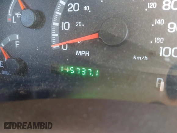 2002 Ford F-150 XL with VIN 1FTRX17L82KB68307, listed as a IAAI auction lot 40642958 with 115,737 mi miles. Bid and sale history available at carsss.com. Image 15.