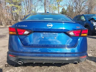 2024 Nissan Altima SR z VIN 1N4BL4CV7RN318069, wystawiony jako IAAI lot #41866453 z przebiegiem 17 378 mil mil oraz . Historia ofert i sprzedaży dostępna na DreamBid. Obrazek 17.