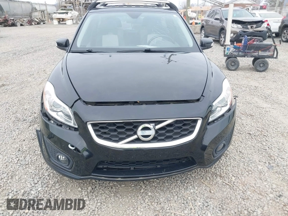 2011 Volvo C30 with VIN YV1672MK3B2213264, listed as a IAAI auction lot 41801822 with 105,715 mi miles. Bid and sale history available at carsss.com. Image 6.