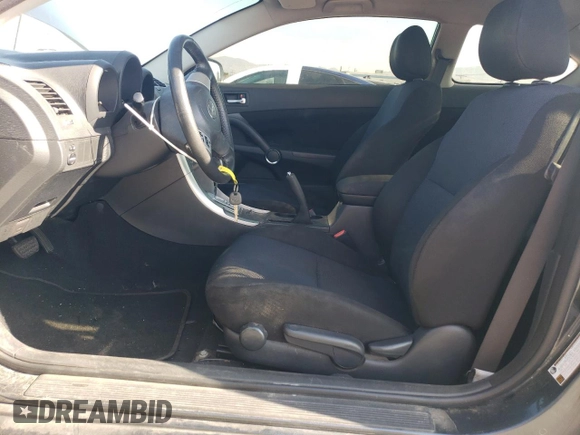 2006 Scion tC z VIN JTKDE177760134694, wystawiony jako Copart lot #43653465 z przebiegiem 245 961 mil mil oraz Szkoda całkowita • Salvage title. Historia ofert i sprzedaży dostępna na DreamBid. Obrazek 7.