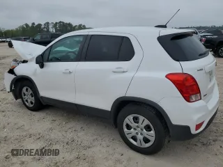 2019 Chevrolet Trax LS with VIN 3GNCJKSB8KL170821, listed as a Copart auction lot 50257925 with 62,536 mi miles and Salvage Title. Bid and sale history available at carsss.com. Image 2.