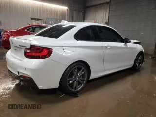 2016 BMW 2 Series M235i xDrive with VIN WBA1J9C50GV372185, listed as a Copart auction lot 88039785 with 84,187 mi miles and Salvage Title. Bid and sale history available at carsss.com. Image 3.
