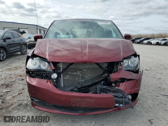 2019 Dodge Grand Caravan SE with VIN 2C4RDGBG5KR624495, listed as a Copart auction lot 51172455 with 42,767 mi miles and Salvage Title. Bid and sale history available at DreamBid. Image 5.